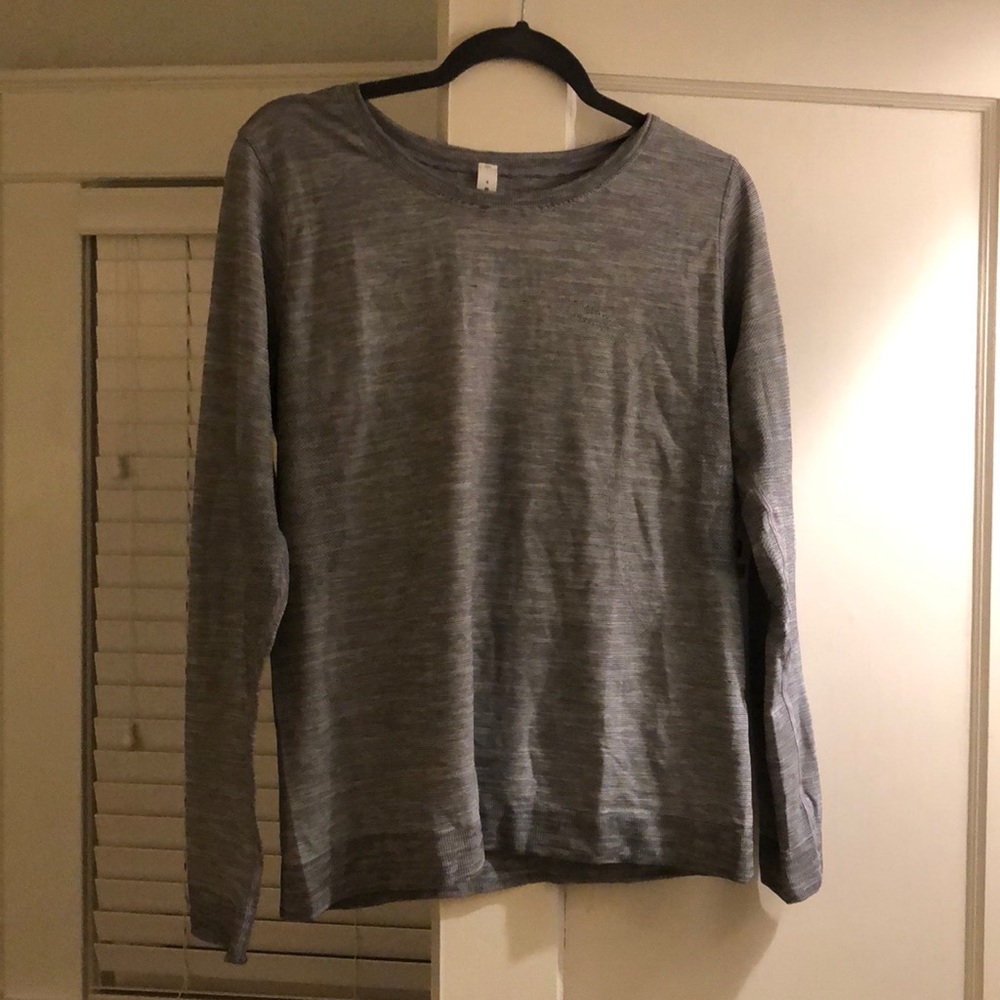 Lulu Lemon swiftly relaxed LS